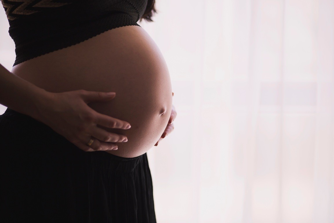 hamilelikte catlak neden olur nasil gecer anne bebek kulubu