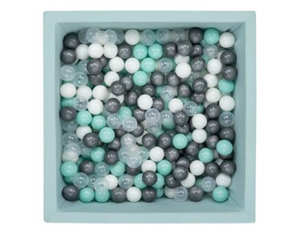 aynı zamanda bebeğinizin hem kaba hem de ince motor becerilerini geliştirmesine yardımcı olabilir. Wellgro Bubble Pops’ un kare top havuzlarımızda 4 renk mevcuttur. Her havuz 250 adet top içerir. Ürün içinden çıkan top renkleri görsellerde ve açıklamada belirtildiği gibidir. Ancak diğer renk toplardan ek olarak satın alıp daha fazla renk kullanabilirsiniz.ÖNEMLİ: Topların
