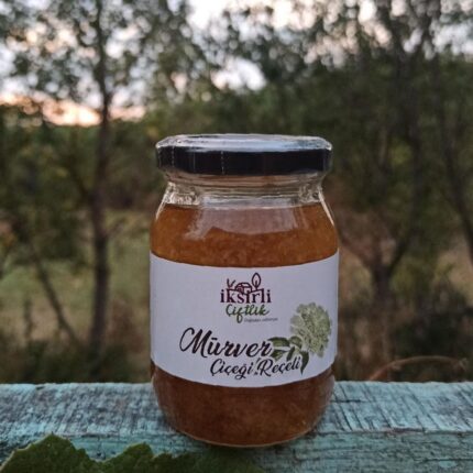 Mürver çiçeklerini ilkbaharda Daday'ın temiz ormanlarından topladık